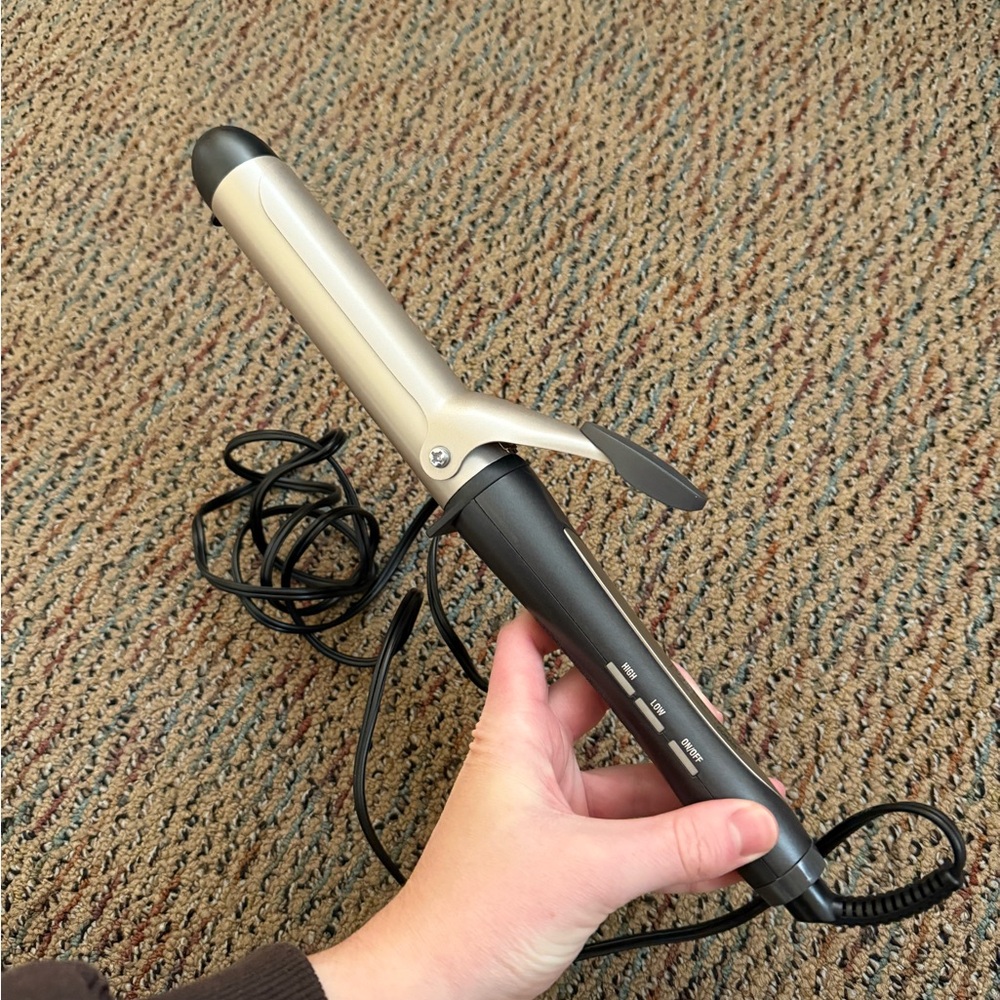 Infiniti Pro Conair Black and Gold Curling Iron
